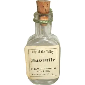 C. B. Woodworth & Sons Co. Juvenile - Lily of the Valley parfüm şişesi