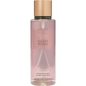 Victoria's Secret Velvet Petals parfüm şişesi