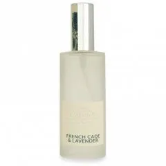 Voluspa French Cade & Lavender parfüm şişesi