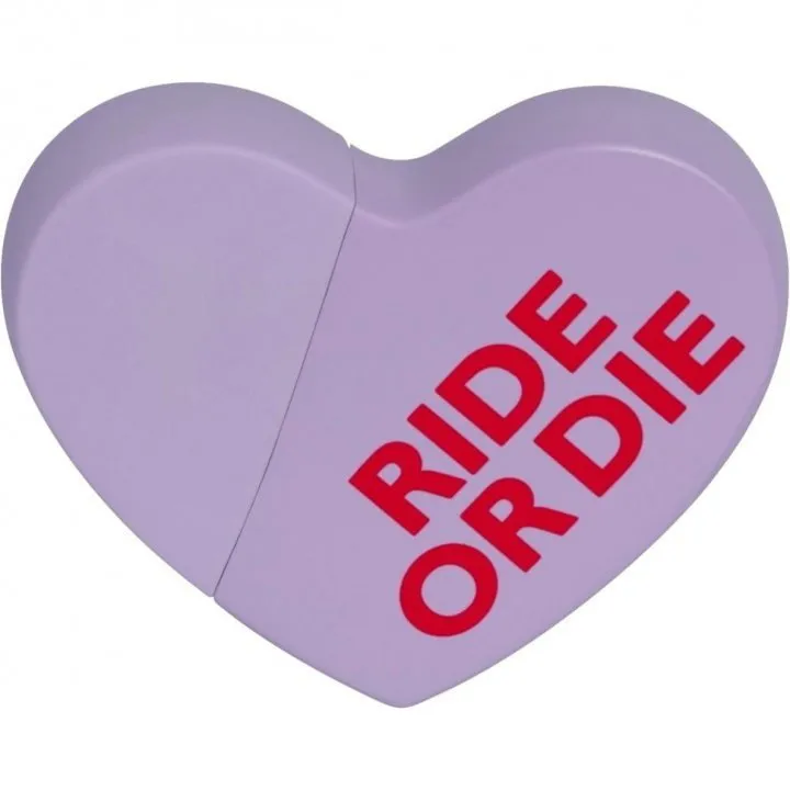 KKW Fragrance Hearts Ride or Die parfüm şişesi