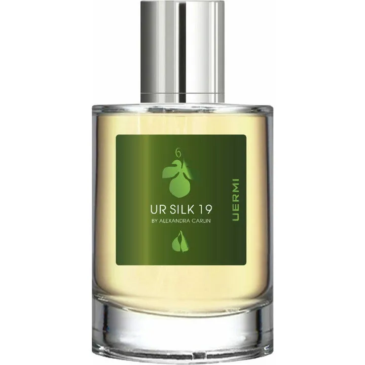 UerMi UR Silk 19 perfume bottle