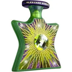 Bond No. 9 Bleecker Street Bejeweled parfüm şişesi