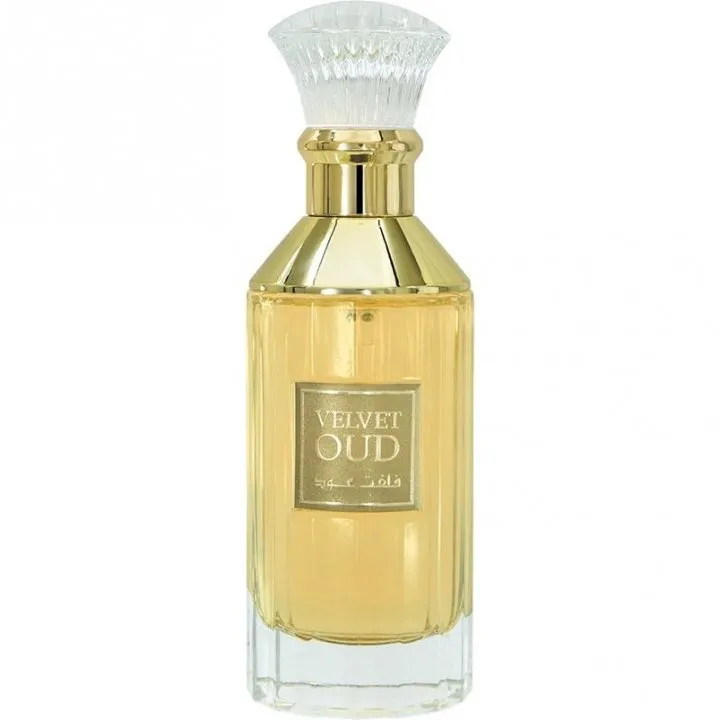 Lattafa Velvet Oud parfüm şişesi
