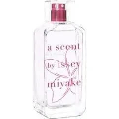 Issey Miyake A Scent Soleil de Néroli parfüm şişesi