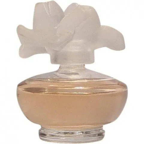 Pupa Rose Nuage parfüm şişesi