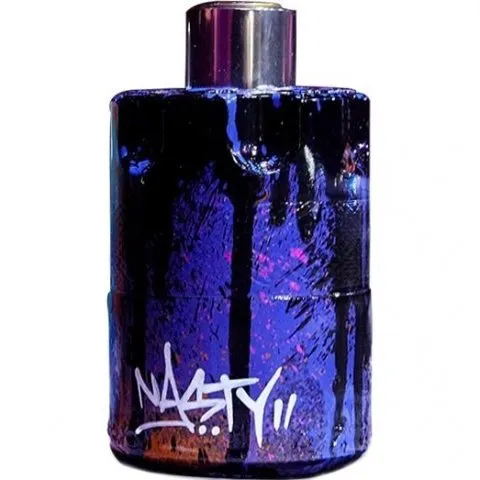 Azzaro Wanted x Nasty parfüm şişesi