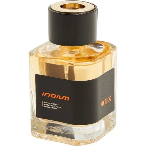 Diverse Iridium perfume bottle