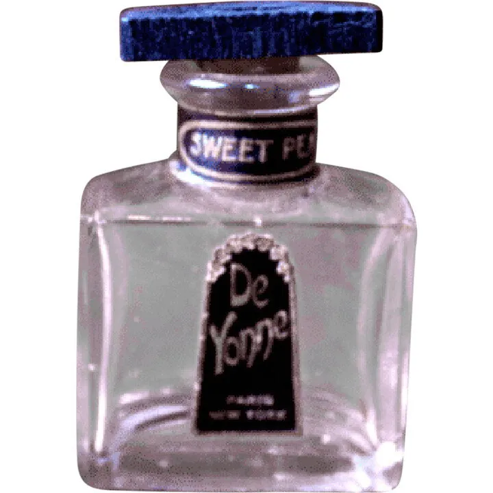 De Yonne Sweet Pea perfume bottle
