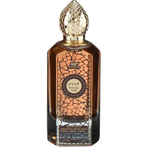 Rihanah Private Oud parfüm şişesi