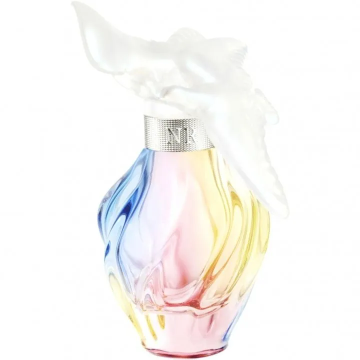 Nina Ricci L'Air du Ciel parfüm şişesi