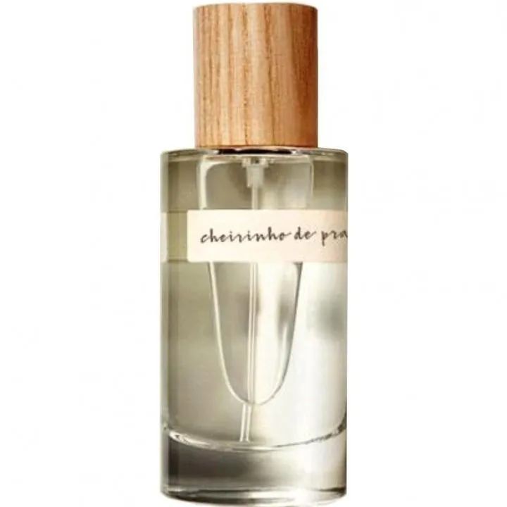Natura Cheirinho de Praia perfume bottle