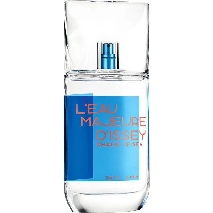 Issey Miyake L'Eau Majeure d'Issey - Shade of Sea: Day 3, 2:47PM perfume bottle