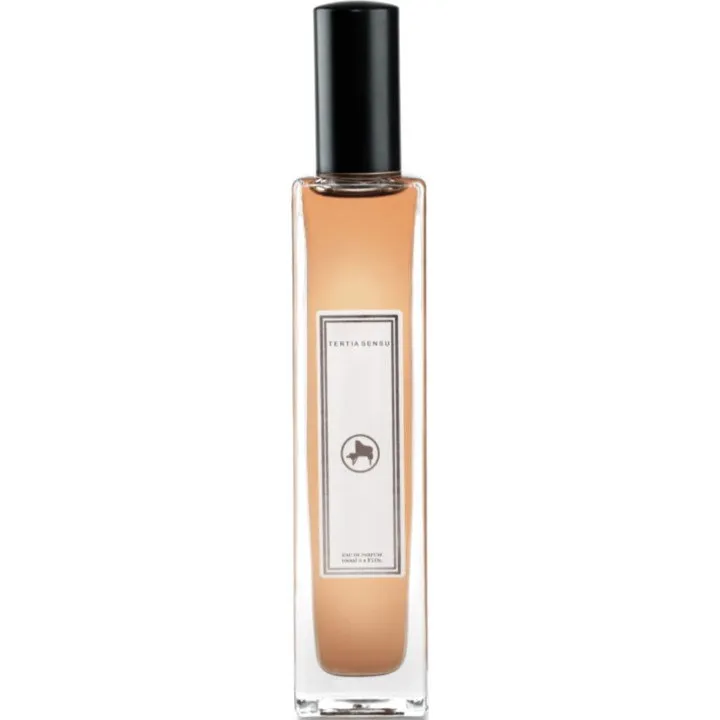 Tertia Sensu Patchouli Blanc Privé parfüm şişesi