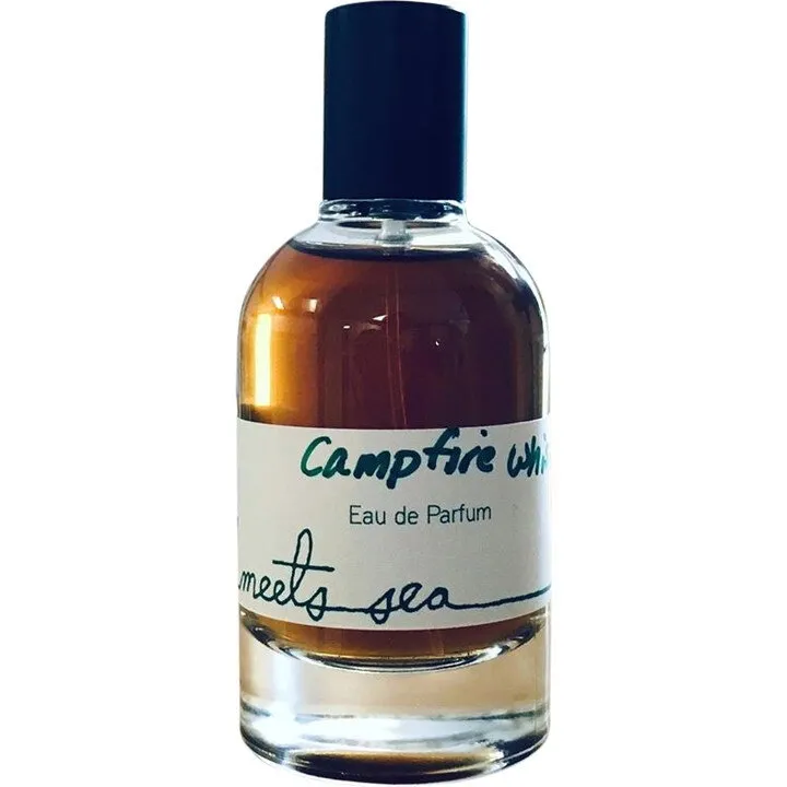 Land Meets Sea Campfire Whiskey parfüm şişesi