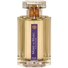 L'Artisan Parfumeur Mûre et Musc Cologne perfume bottle