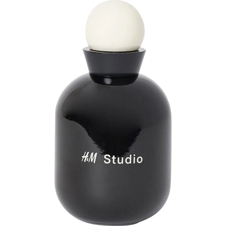 H&M Universal / Studio parfüm şişesi