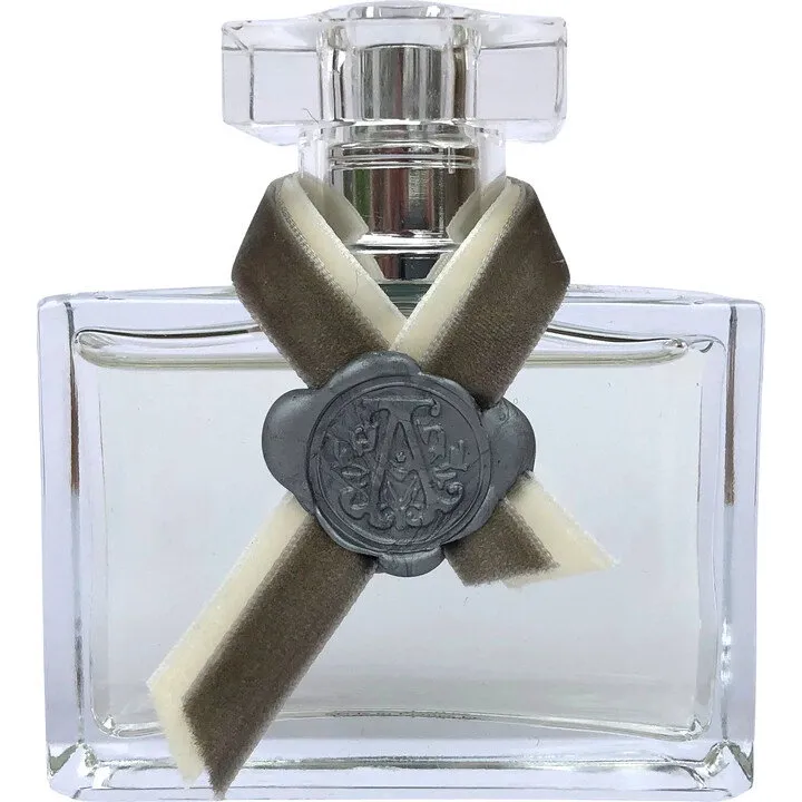 Charles Wong Aurora perfume bottle
