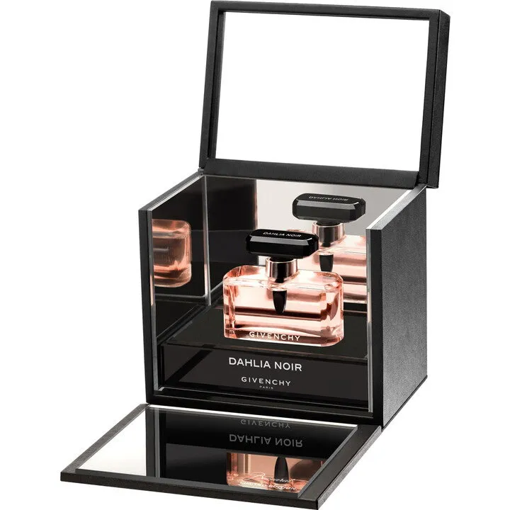 Givenchy Dahlia Noir Baccarat Edition parfüm şişesi