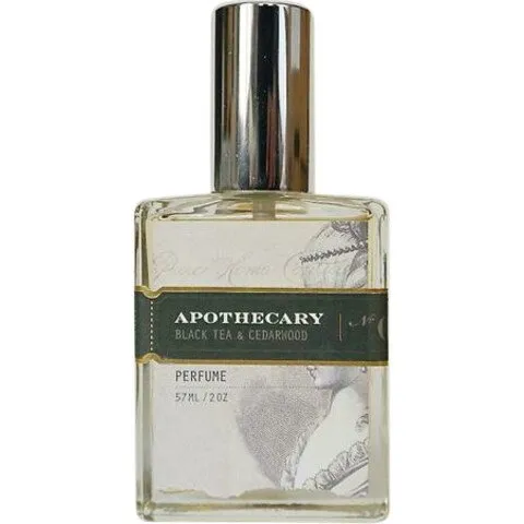Pure Home Couture № 09 Black Tea & Cedarwood perfume bottle