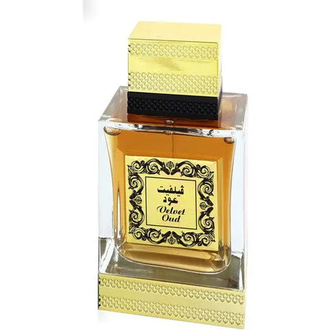 Rihanah Velvet Oud parfüm şişesi