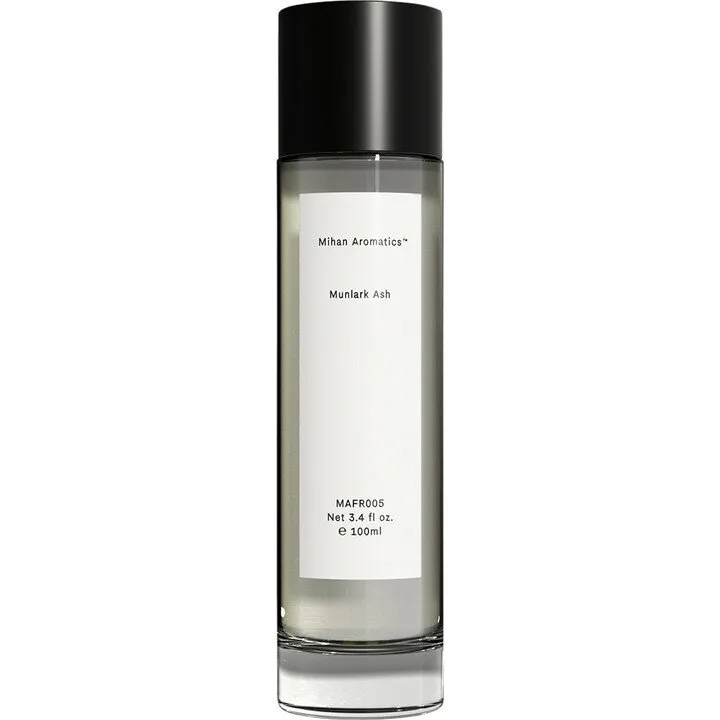 Mihan Aromatics Munlark Ash perfume bottle