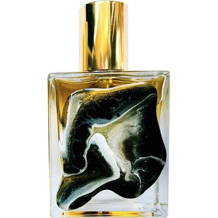 Nimerè Savage Beauty parfüm şişesi