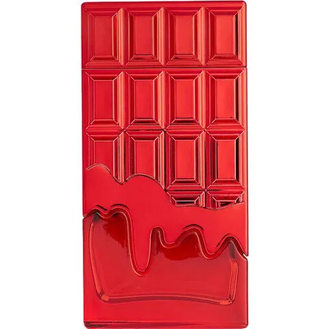 Revolution Wild Cherry parfüm şişesi