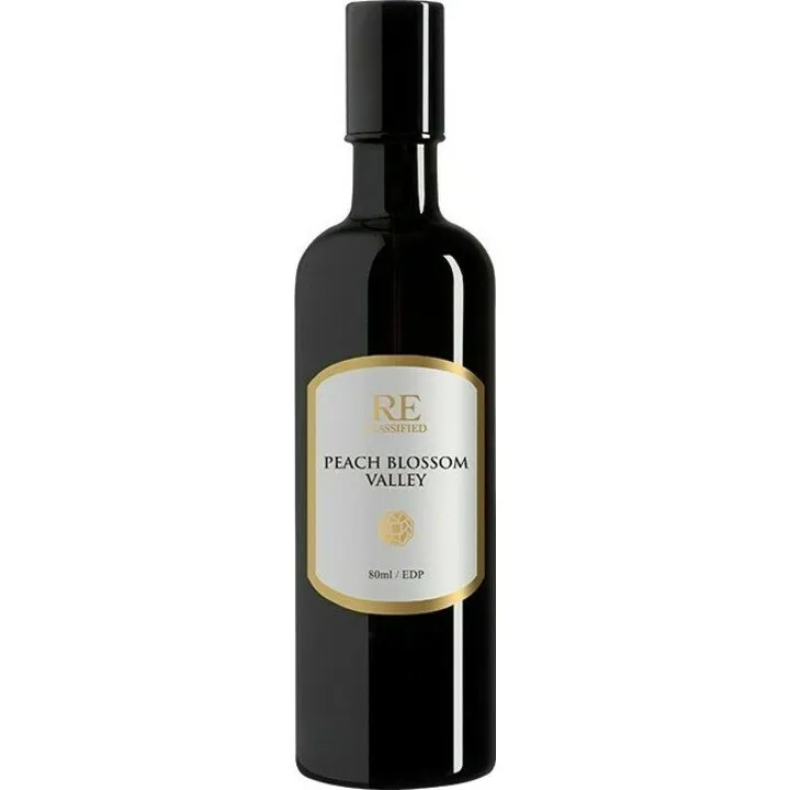 ReClassified Peach Blossom Valley (Eau de Toilette) parfüm şişesi