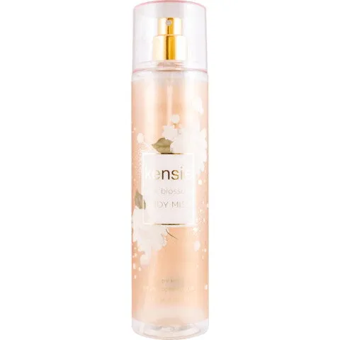 Kensie Pink Blossom parfüm şişesi
