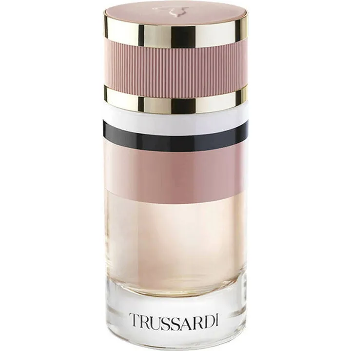 Trussardi parfüm şişesi