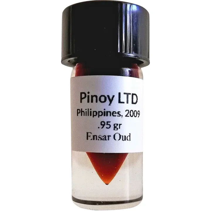 Ensar Oud Pinoy LTD parfüm şişesi