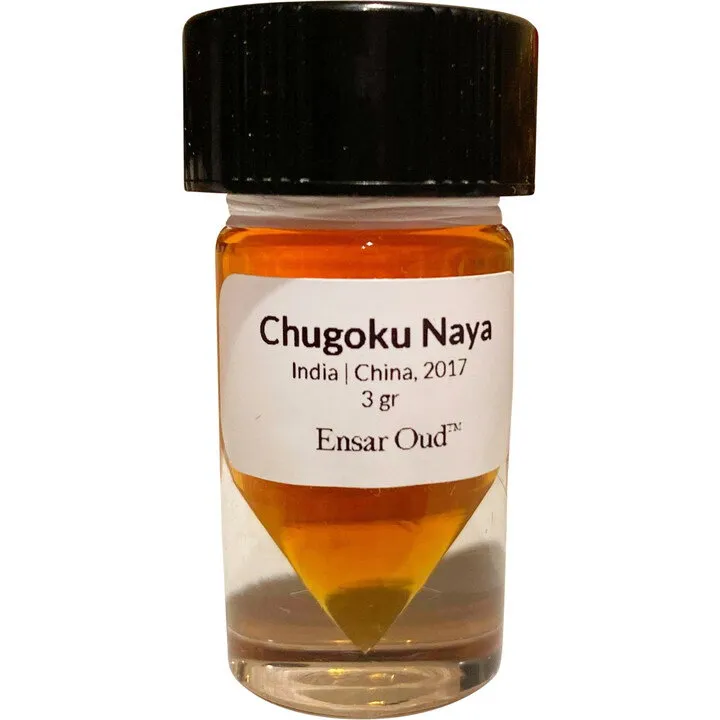 Ensar Oud Chugoku Naya parfüm şişesi