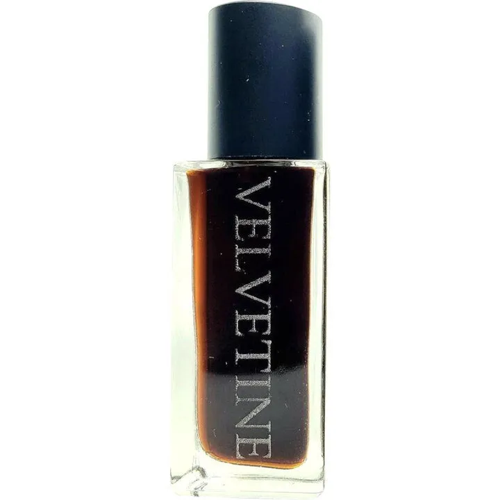 Pineward Velvetine (2021) parfüm şişesi