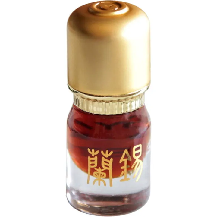 Ensar Oud Kyara Ketone parfüm şişesi