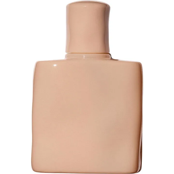 KKW Fragrance Nude Sand parfüm şişesi
