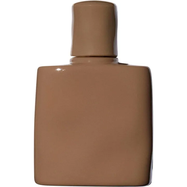 KKW Fragrance Nude Suede parfüm şişesi