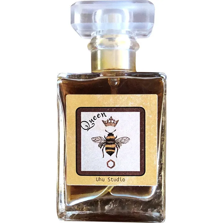 Uhu Studio Queen perfume bottle