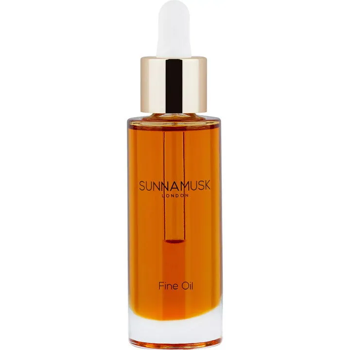 Sunnamusk Emirates perfume bottle