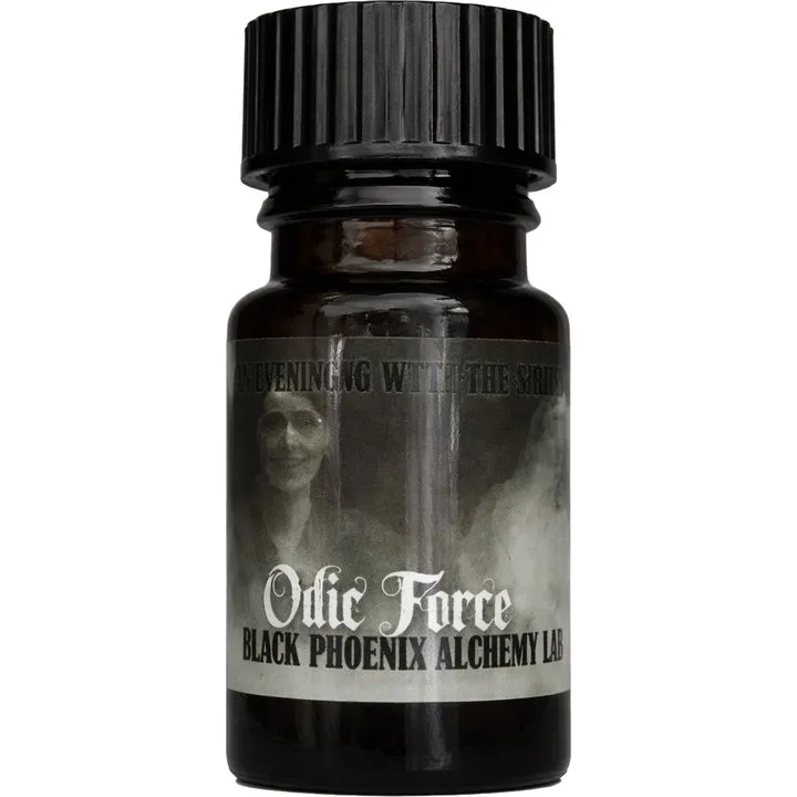 Black Phoenix Alchemy Lab Odic Force parfüm şişesi