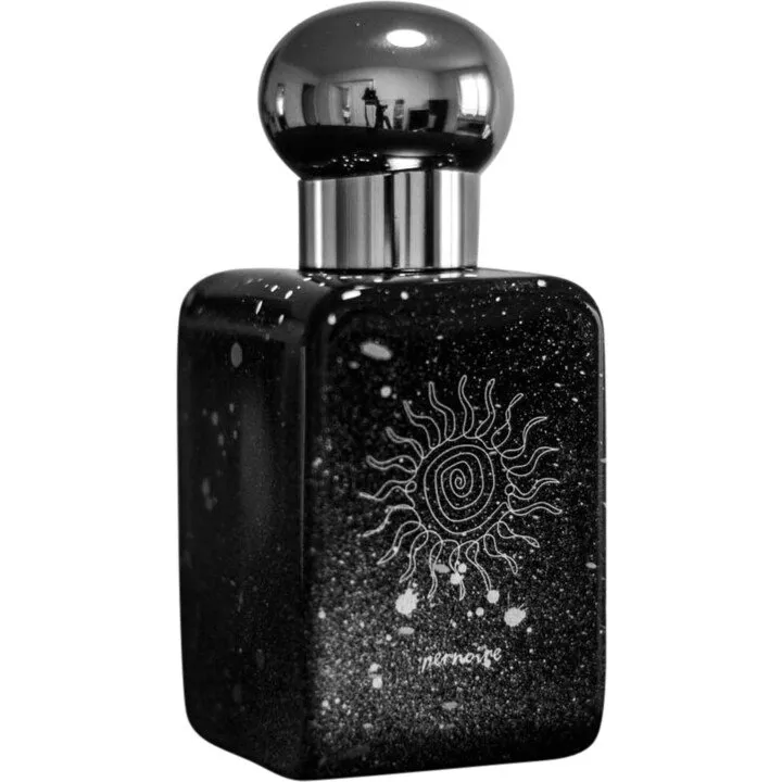 pernoire Tierra Moira Musio Limited Edition parfüm şişesi