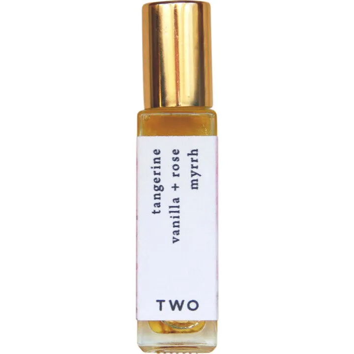 All Tribes Apothecary Two parfüm şişesi