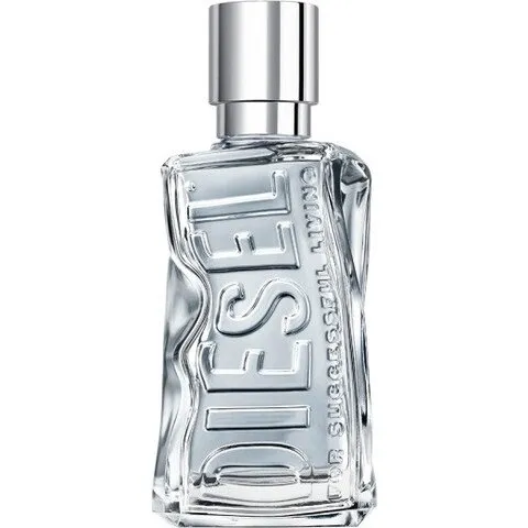Diesel D parfüm şişesi