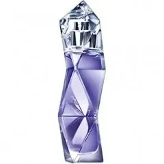 Oriflame Ultra Glam parfüm şişesi