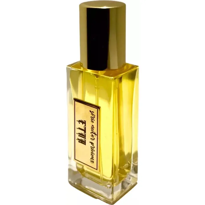 Elixir Attar Etna perfume bottle