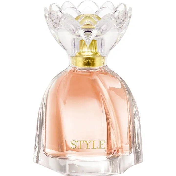 Princesse Marina de Bourbon Royal Style perfume bottle