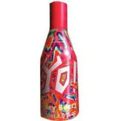 Oriflame Yo! Very Berry perfume bottle