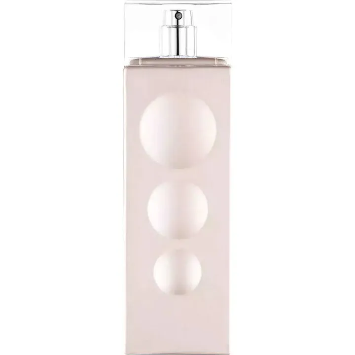 Mahogany Make Me Fever Off White perfume bottle