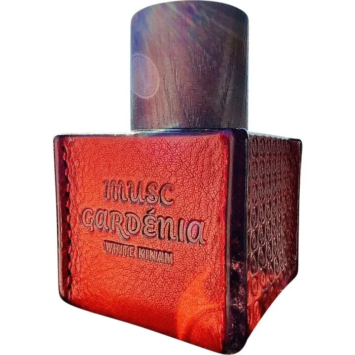 Ensar Oud Musc Gardénia White Kinam parfüm şişesi