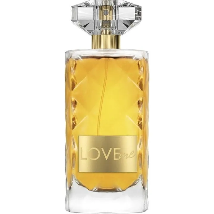 MAD Parfumeur Love Me parfüm şişesi
