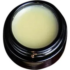 Lvnea Apothecary Rose parfüm şişesi